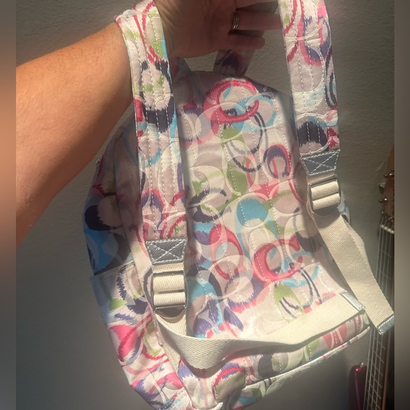 Coach poppy backpack- Make me an offer - Picture 15 of 16